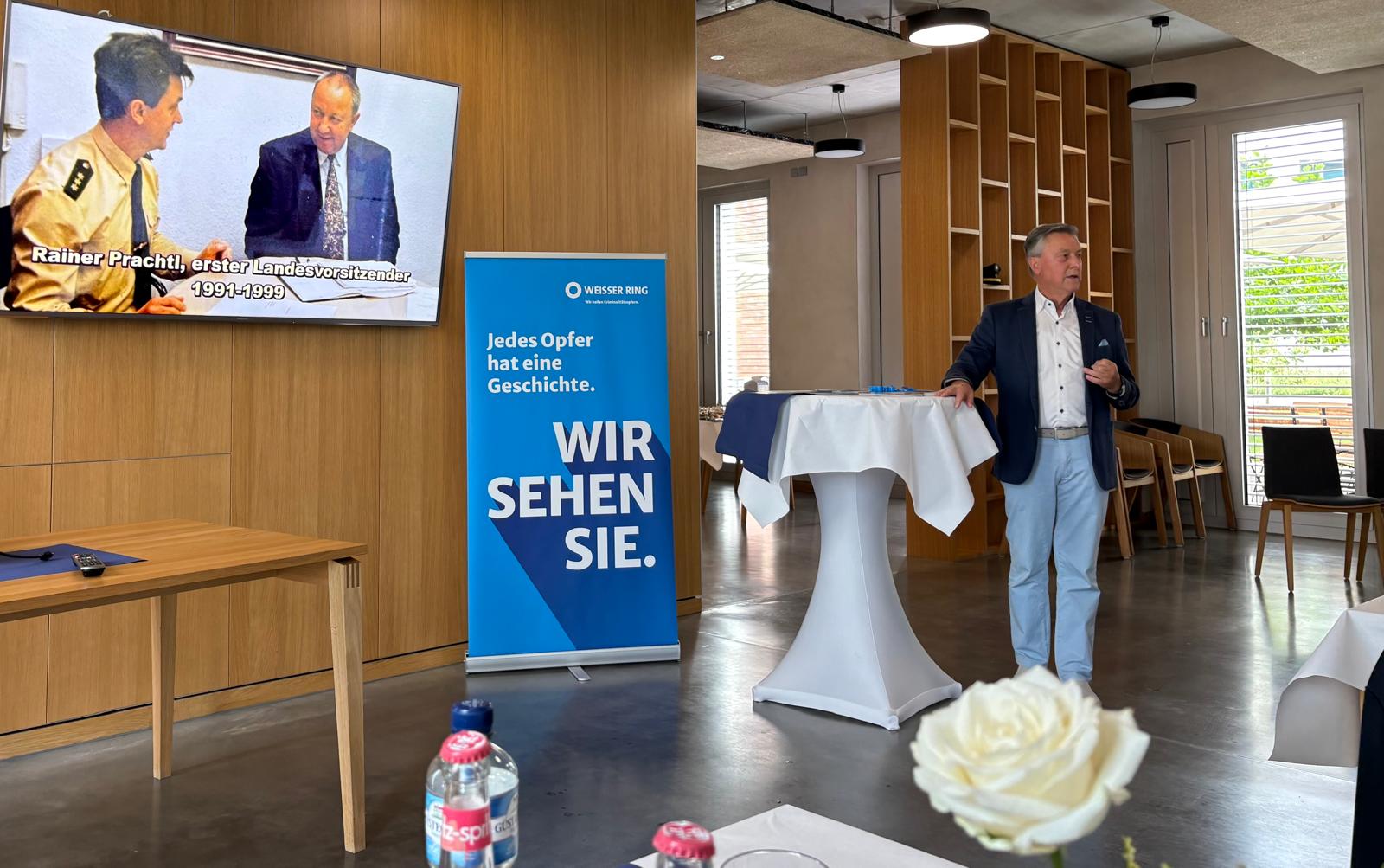 Manfred Dachner berichtet wie er den WEISSEN RING nach Mecklenburg-Vorpommern holte.